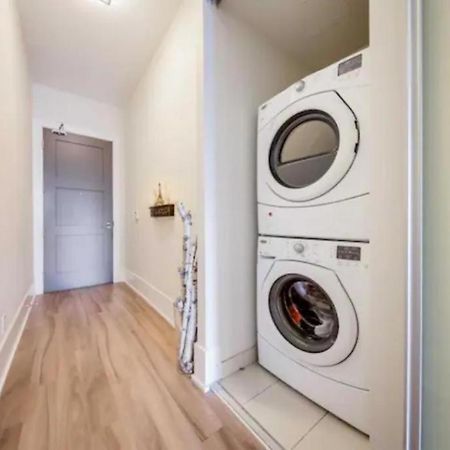 Metropolis Loft - Cn Tower Apartman Toronto Kültér fotó
